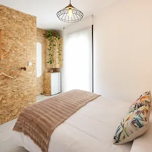 3* Hotel & Bar