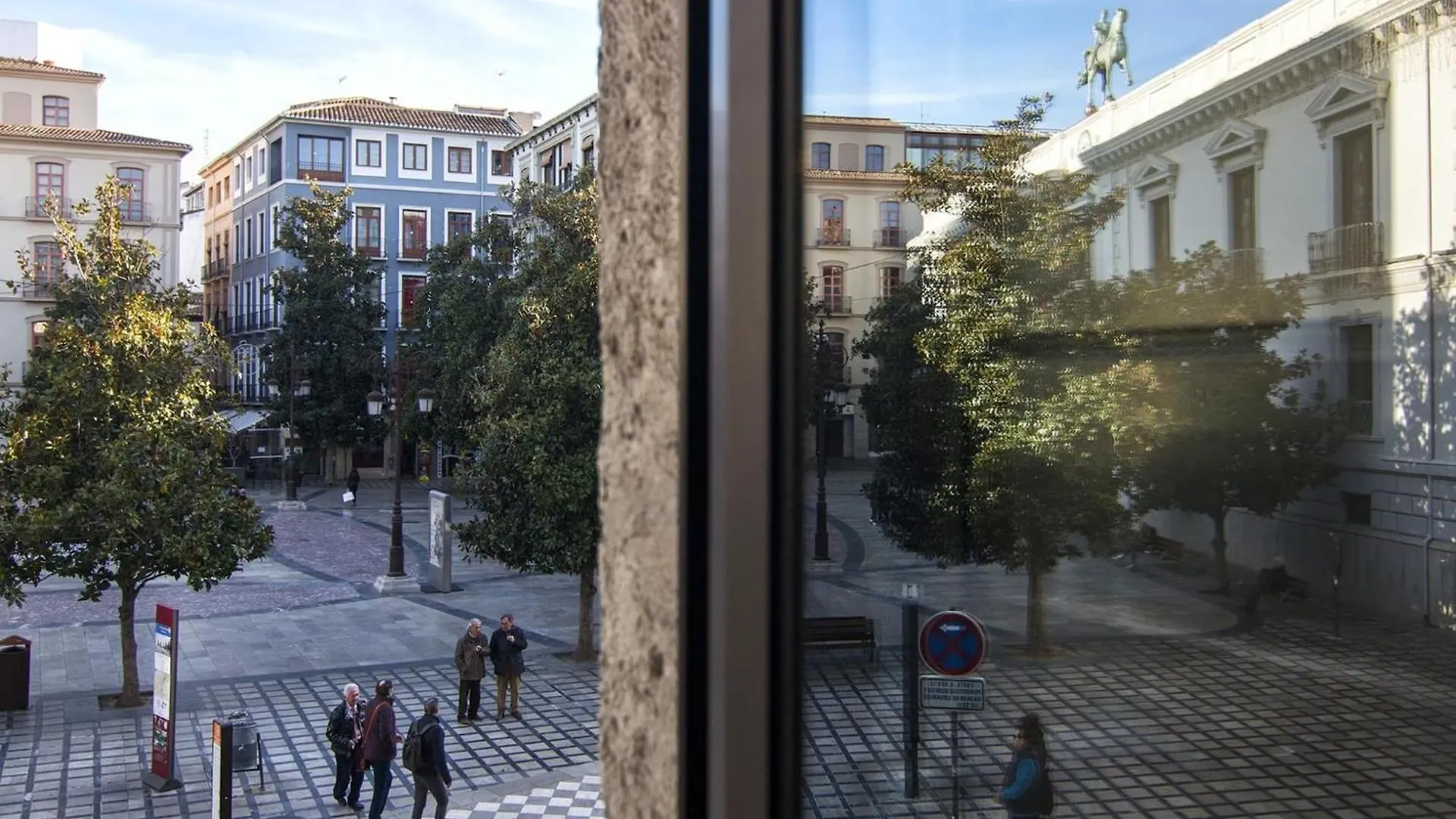 Elegant Town Hall Apartment With Views Granada Spain