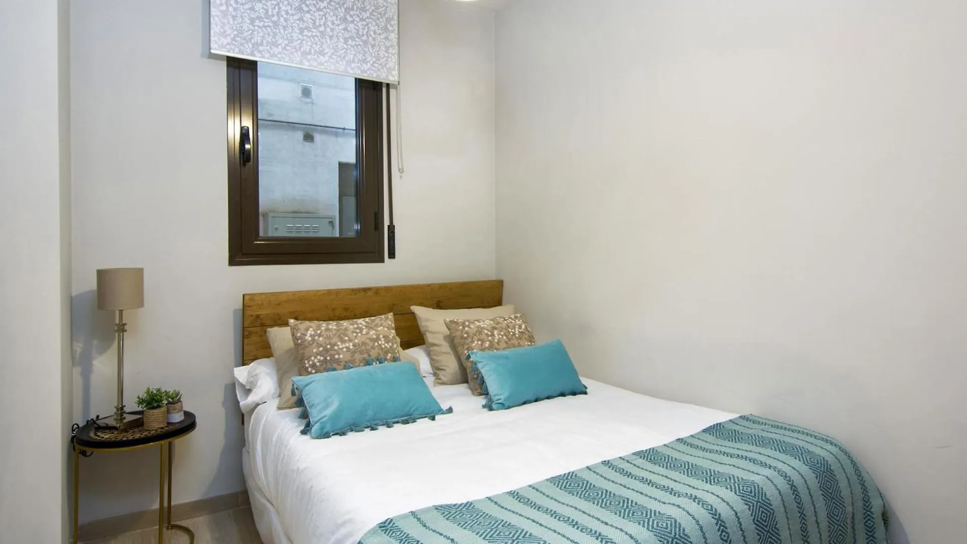 Elegant Town Hall Apartment With Views Granada 0*,